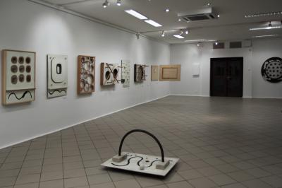 Koji Kamoji - Przestrzeń. Obrazy pruszkowskie i inne prace, ekspozycja, 2010, fot. K. Morcinek Koji Kamoji - Przestrzeń. Obrazy pruszkowskie i inne prace, ekspozycja, 2010, fot. K. Morcinek