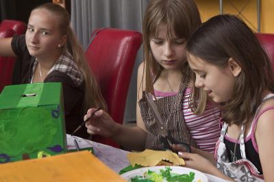 Letnie warsztaty artystyczne TĘCZOWE DOMY, lipiec 2011 Letnie warsztaty artystyczne TĘCZOWE DOMY, lipiec 2011