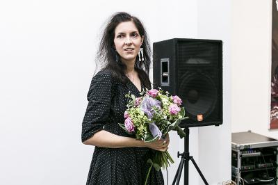 Wernisaż wystawy Poli Dwurnik POZNAJ ARTYSTKĘ Wernisaż wystawy Poli Dwurnik POZNAJ ARTYSTKĘ