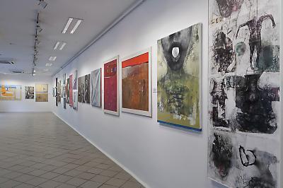 Ekspozycja 3. BFSW w Galerii Bielskiej BWA, dolna sala, fot. Krzysztof Morcinek Ekspozycja 3. BFSW w Galerii Bielskiej BWA, dolna sala, fot. Krzysztof Morcinek