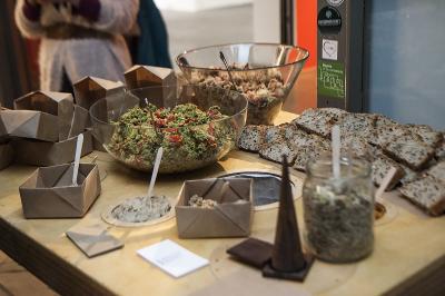 Mery Jabłońska, zdrowe potrawy, Galeria Bielska BWA, Klubokawiarnia Aquarium, 1.12.2016, fot. Krzysztof Morcinek Mery Jabłońska, zdrowe potrawy, Galeria Bielska BWA, Klubokawiarnia Aquarium, 1.12.2016, fot. Krzysztof Morcinek