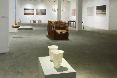 Fragment ekspozycji MATERIA PRIMA, październik 2010, fot. K. Morcinek Fragment ekspozycji MATERIA PRIMA, październik 2010, fot. K. Morcinek