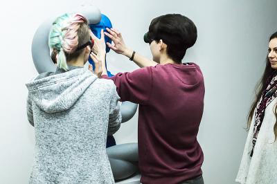 Oprowadzanie w ciemności uczniów Bielskiej Szkoły Przemysłowej Oprowadzanie w ciemności uczniów Bielskiej Szkoły Przemysłowej