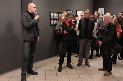 30 lat Łodzi Kaliskiej, wernisaż, od lewej Jarosław Lubiak, Adam Rzepecki, Andrzej Świetlik, Andrzej Wielogórski, fot. K. Morcinek 30 lat Łodzi Kaliskiej, wernisaż, od lewej Jarosław Lubiak, Adam Rzepecki, Andrzej Świetlik, Andrzej Wielogórski, fot. K. Morcinek