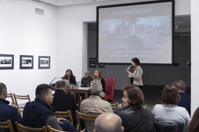 Spotkanie promujące album ANDRZEJ BATURO - 50 LAT Z FOTOGRAFIĄ, 22 października 2015 Spotkanie promujące album ANDRZEJ BATURO - 50 LAT Z FOTOGRAFIĄ, 22 października 2015