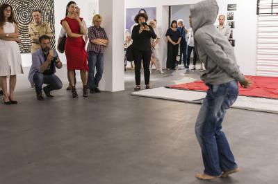 Performans Miho Iwata Performans Miho Iwata