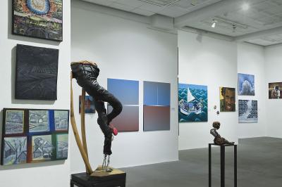 Ekspozycja 3. BFSW w Galerii Bielskiej BWA, górna sala, fot. Krzysztof Morcinek Ekspozycja 3. BFSW w Galerii Bielskiej BWA, górna sala, fot. Krzysztof Morcinek